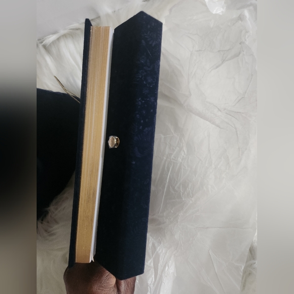 Christian Dior Velvet Pouch & Notebook Bundle NIB - Picture 6 of 7